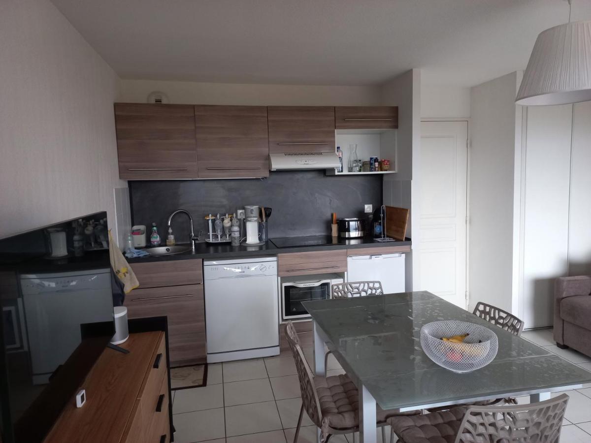 Appartement Offrant Une Magnifique Vue Des Montagnes Saint-Leger-les-Melezes Exteriör bild